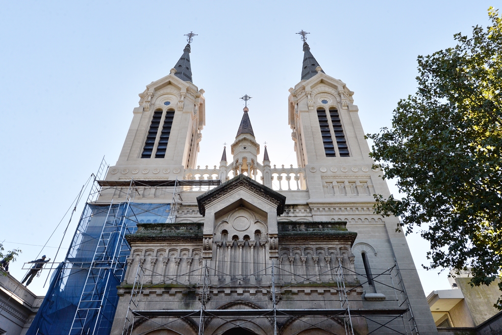 San Fernando Municipio - Una ciudad que se renueva. - La Parroquia Aránzazu  comienza a lucir completamente renovada