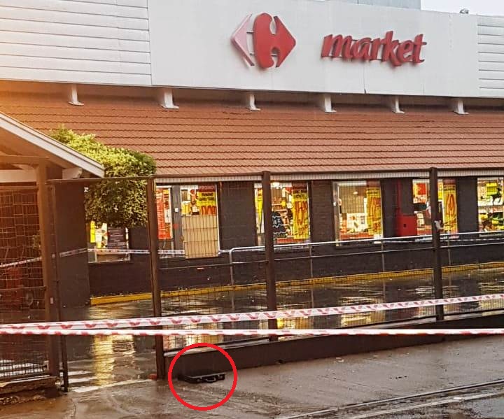San Fernando Municipio - Una ciudad que se renueva. - El COEM intervino  rápidamente tras alerta de bomba en Carrefour