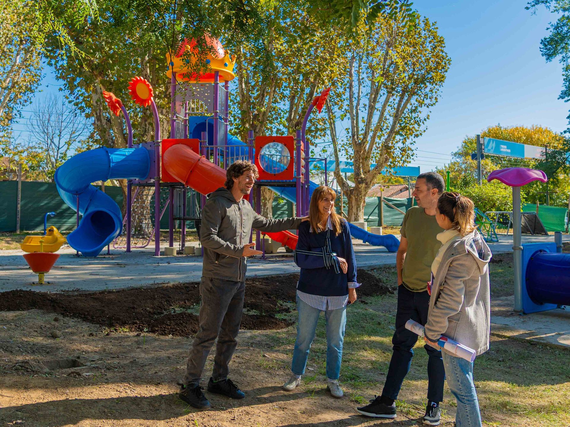 Juan Andreotti recorrió la última etapa de obra de un nuevo parque alrededor del Tren de la Costa